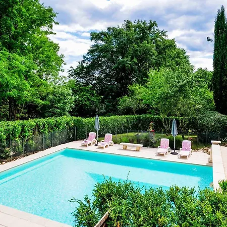 Les Taloches Holiday home